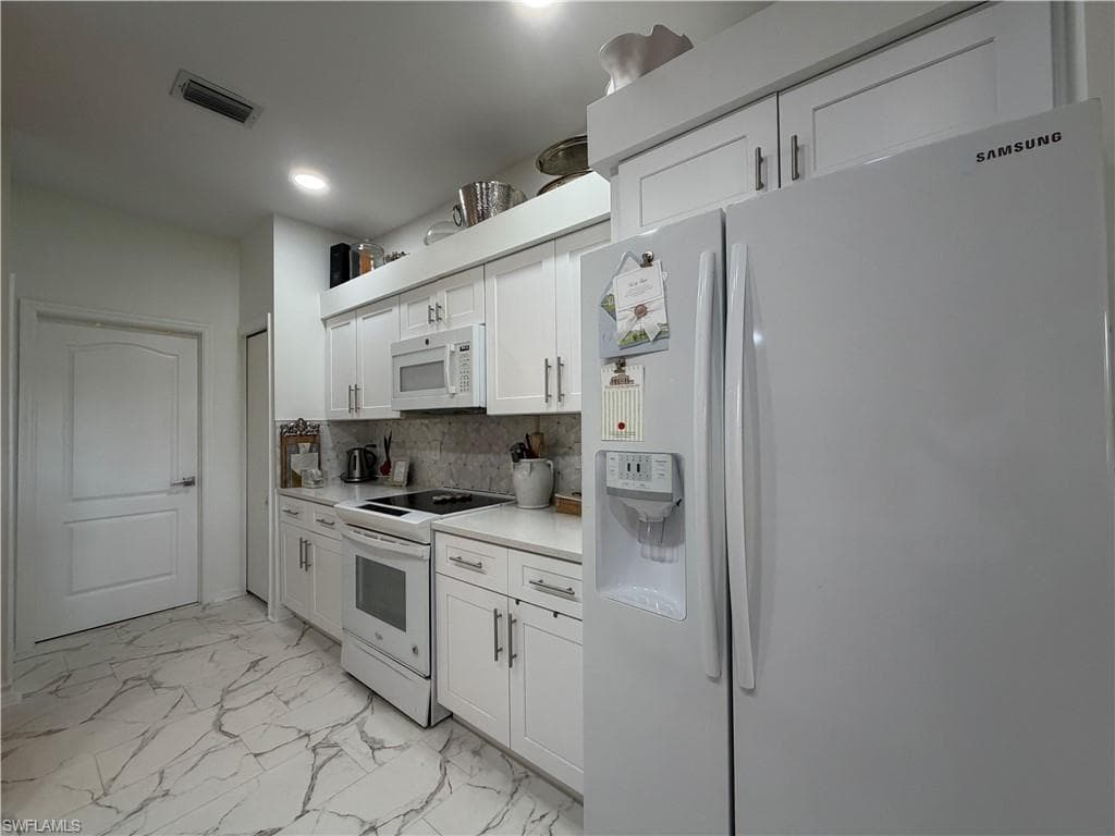 2260 Heritage Greens DR-10