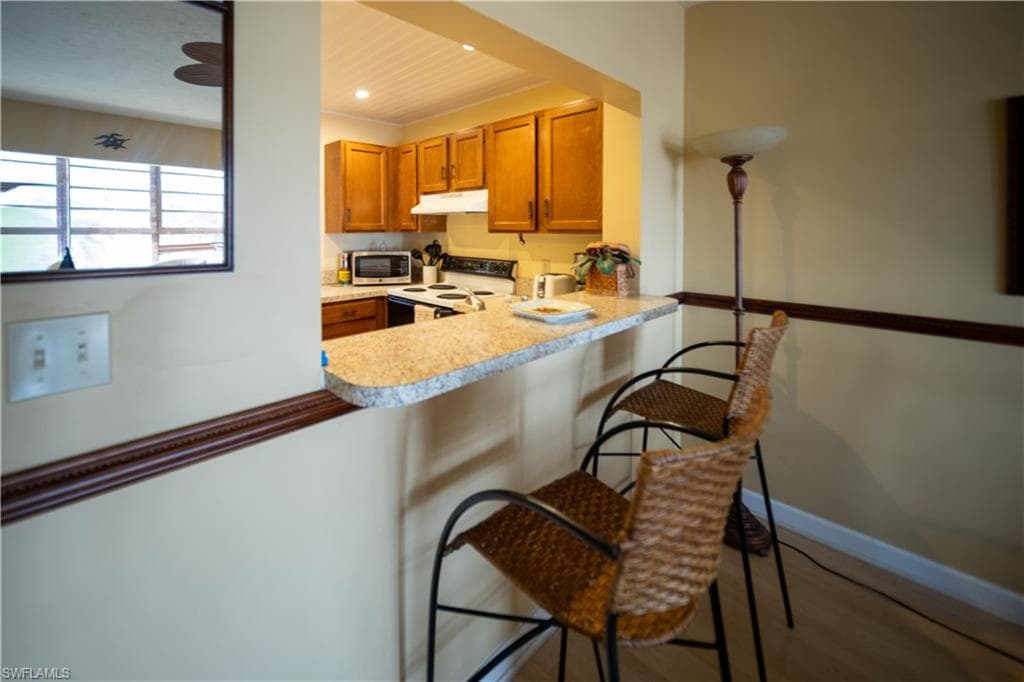 807 River Point DR 304D-6