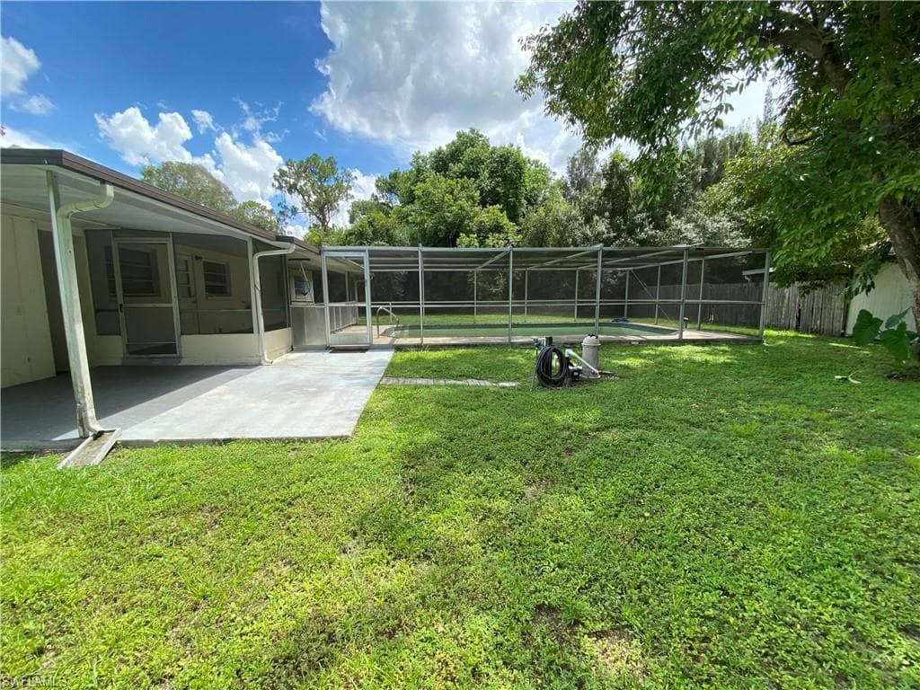 7906 Suncoast DR-23