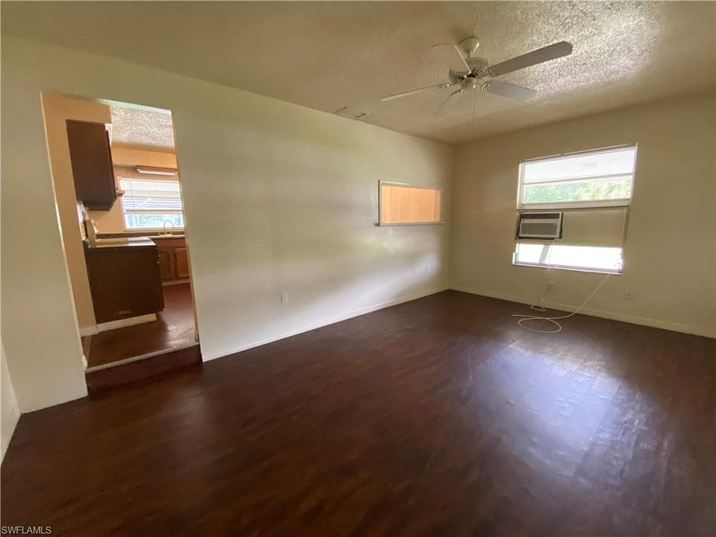 7906 Suncoast DR-3