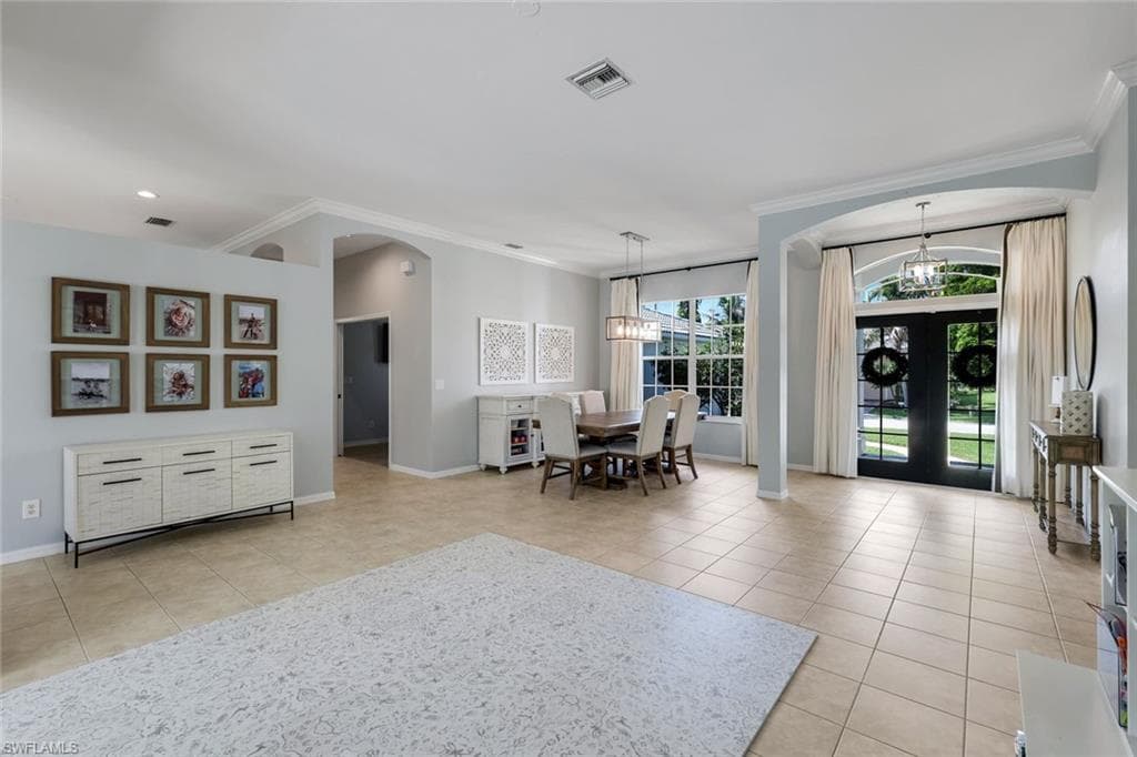 8748 Lake CIR-9