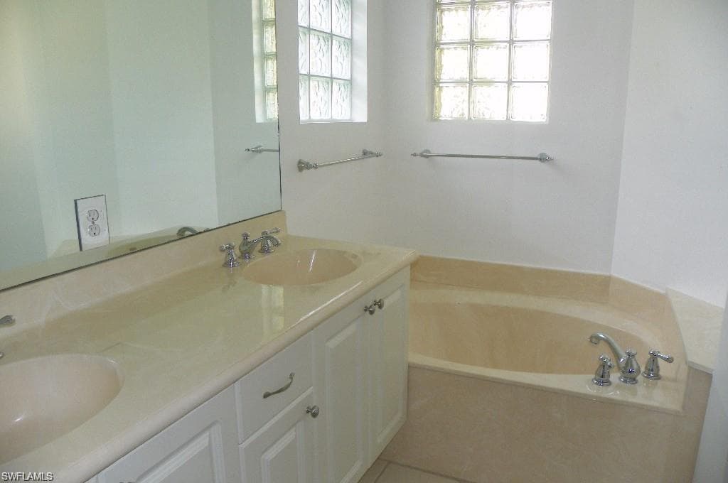 1400 Mariposa CIR 104-7