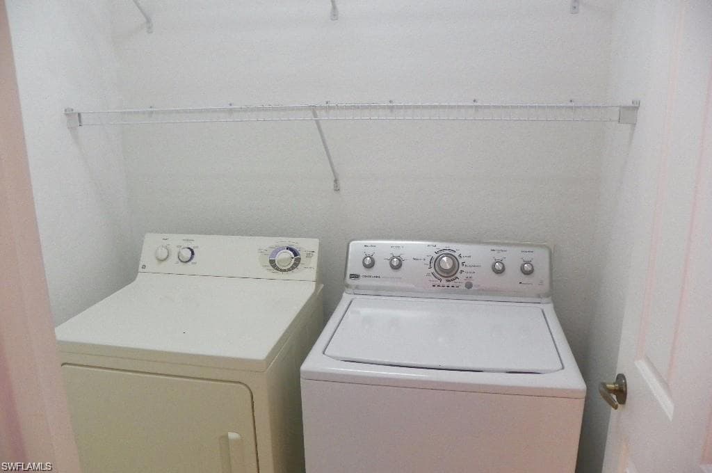 1400 Mariposa CIR 104-8