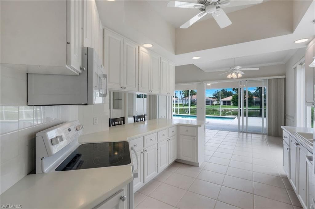 4471 Prescott LN-15