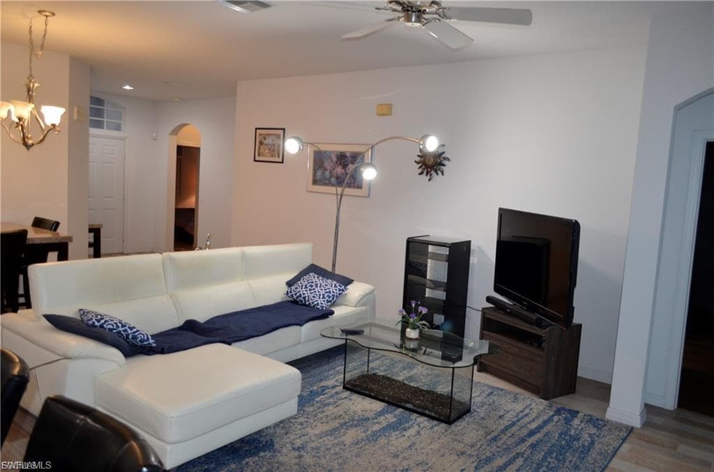 1702 Emerald Cove DR-6