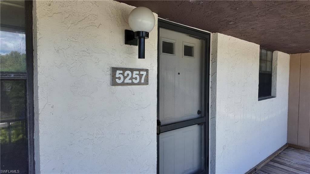 5257 Treetops DR X202-4