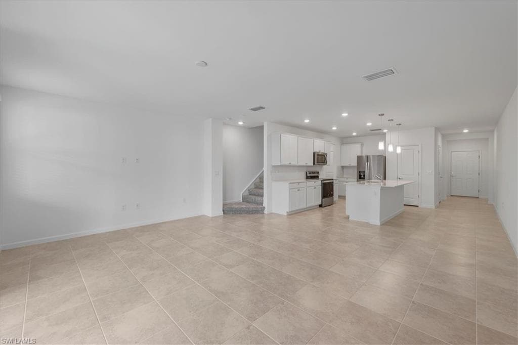 1533 Lake Jessup CIR-17