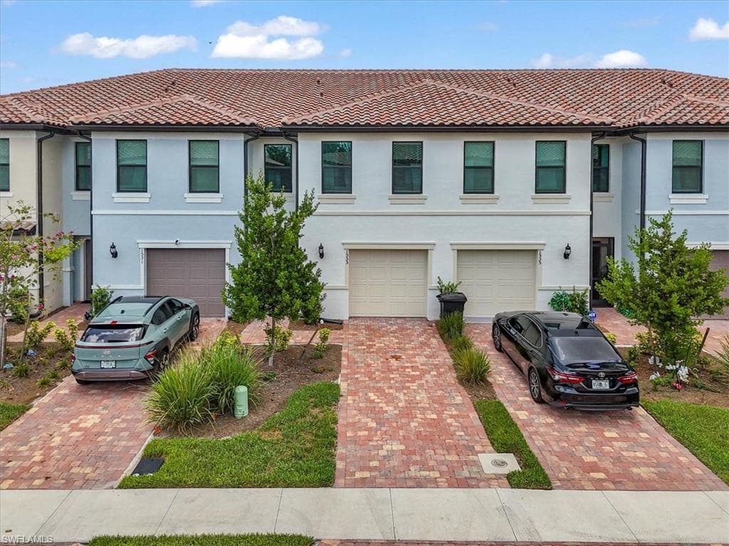 1533 Lake Jessup CIR-1