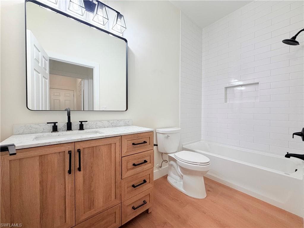 11001 Sea Tropic LN-7
