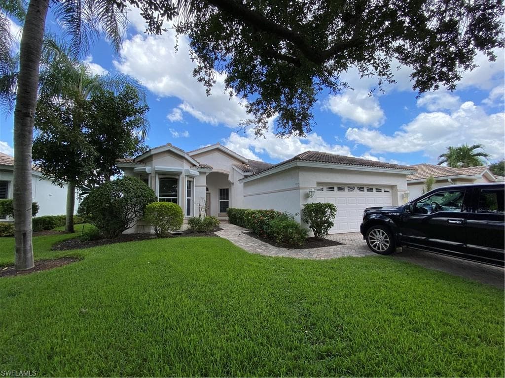 8285 Gleneagle WAY-2