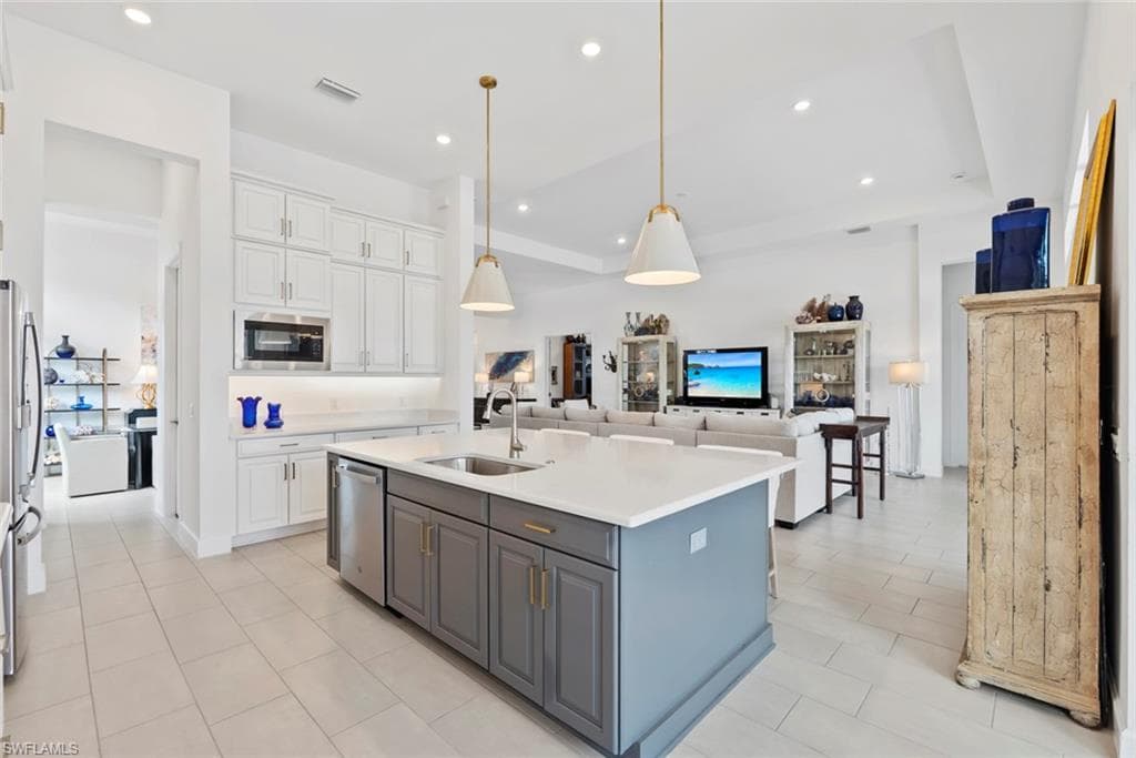 15394 Turin DR-11
