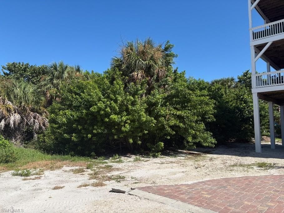 4520 Smugglers DR-3