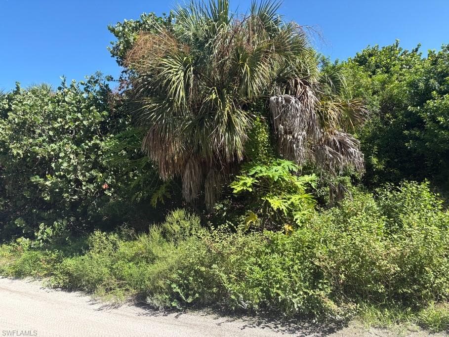 4520 Smugglers DR-1