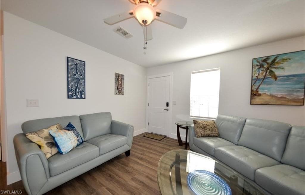 19 Helen LN-7