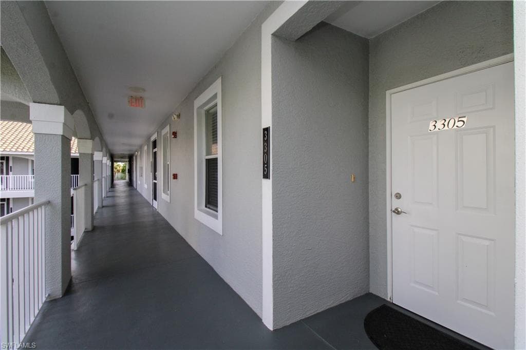 519 Roma CT 3-305-10