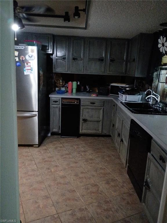 2224 45th ST SW-2