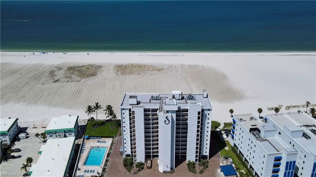6400 Estero BLVD 603-2