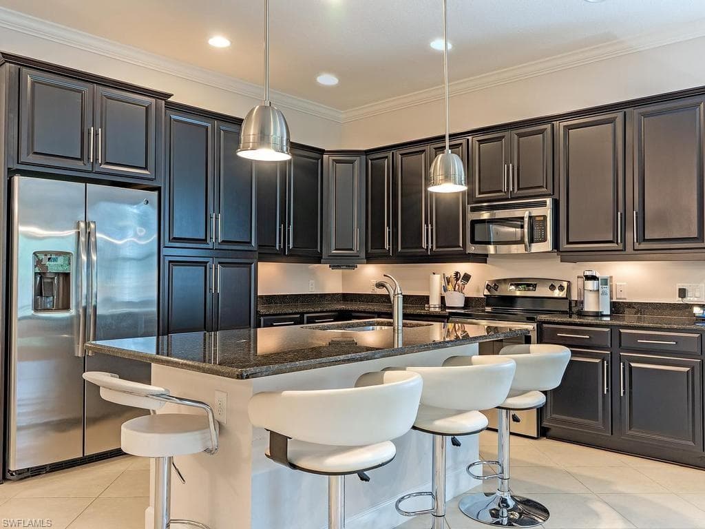 9143 Isla Bella CIR-13