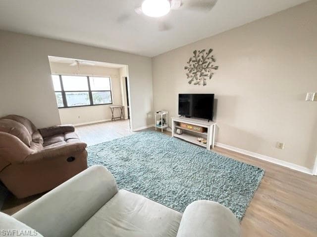 4703 SE 17 PL 402-9
