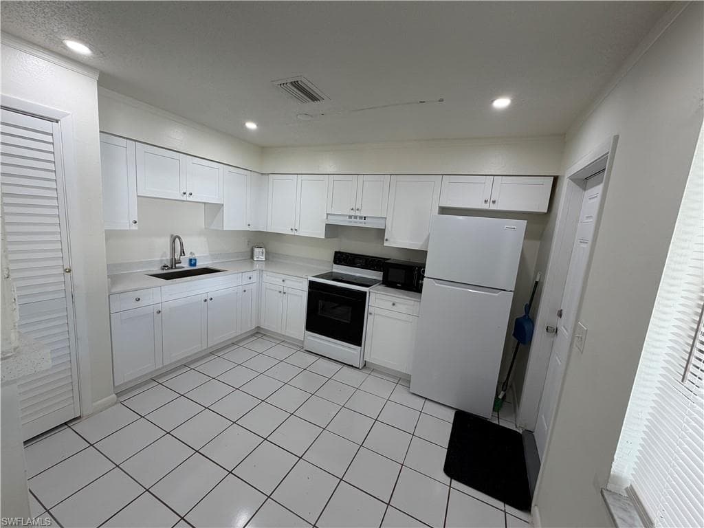 5831 Casablanca CT-6